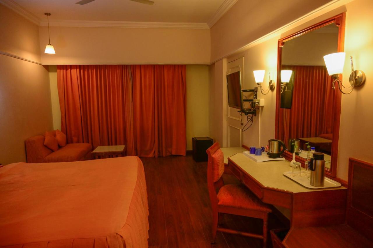 Maya'S Kings Kourt Mysore Extérieur photo